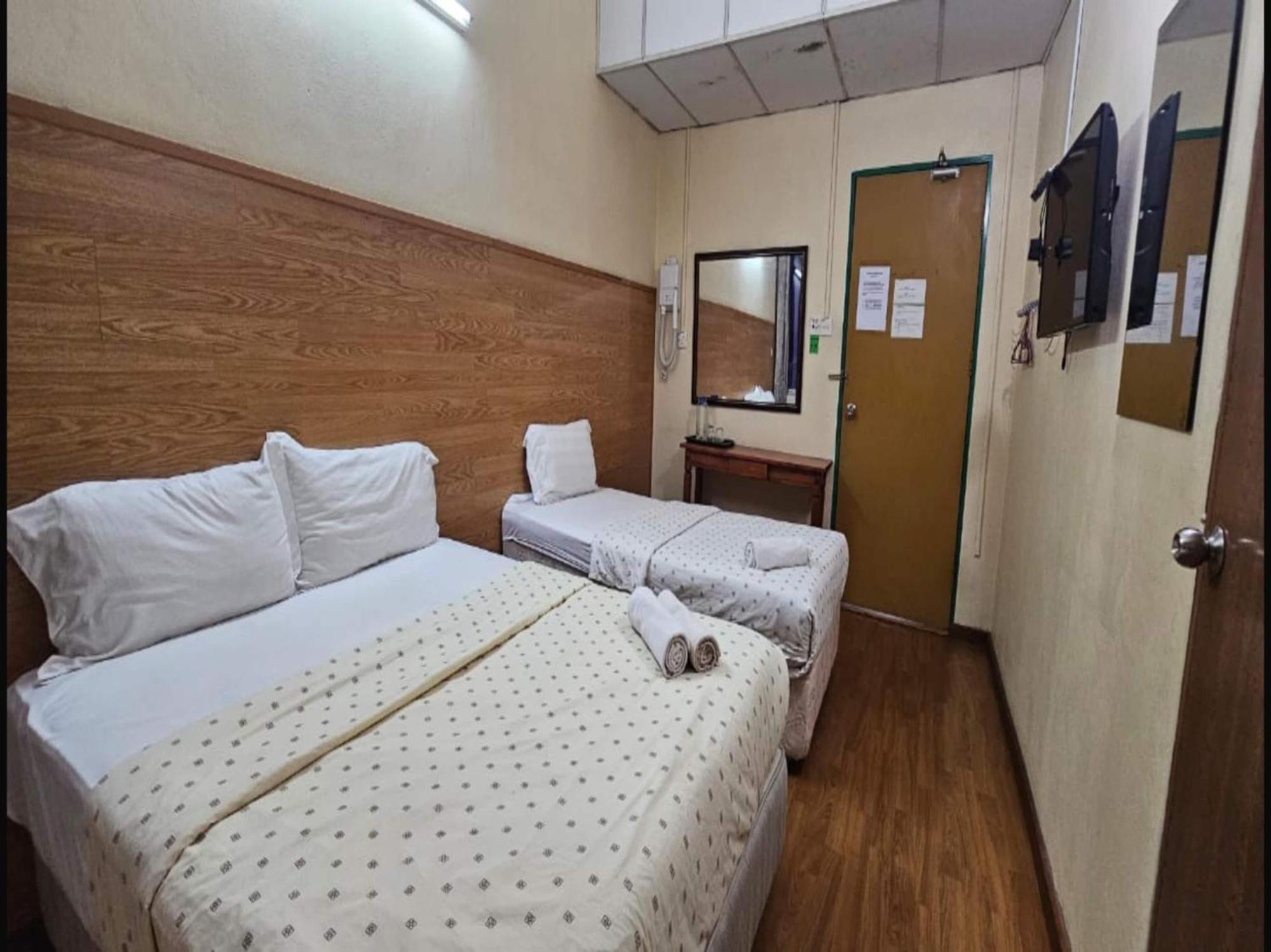 Oyo 90979 Sianglory Inn Kota Kinabalu Buitenkant foto