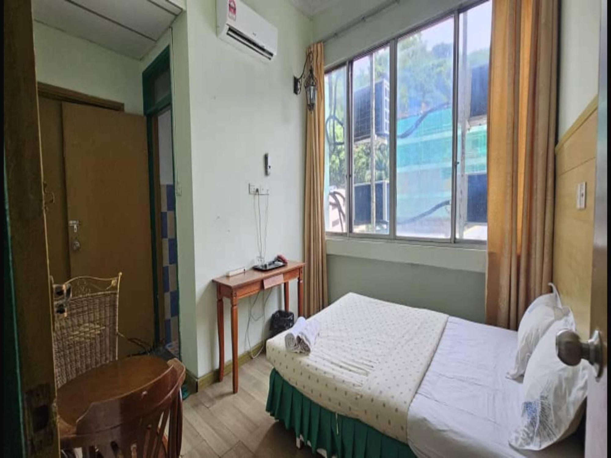 Oyo 90979 Sianglory Inn Kota Kinabalu Buitenkant foto