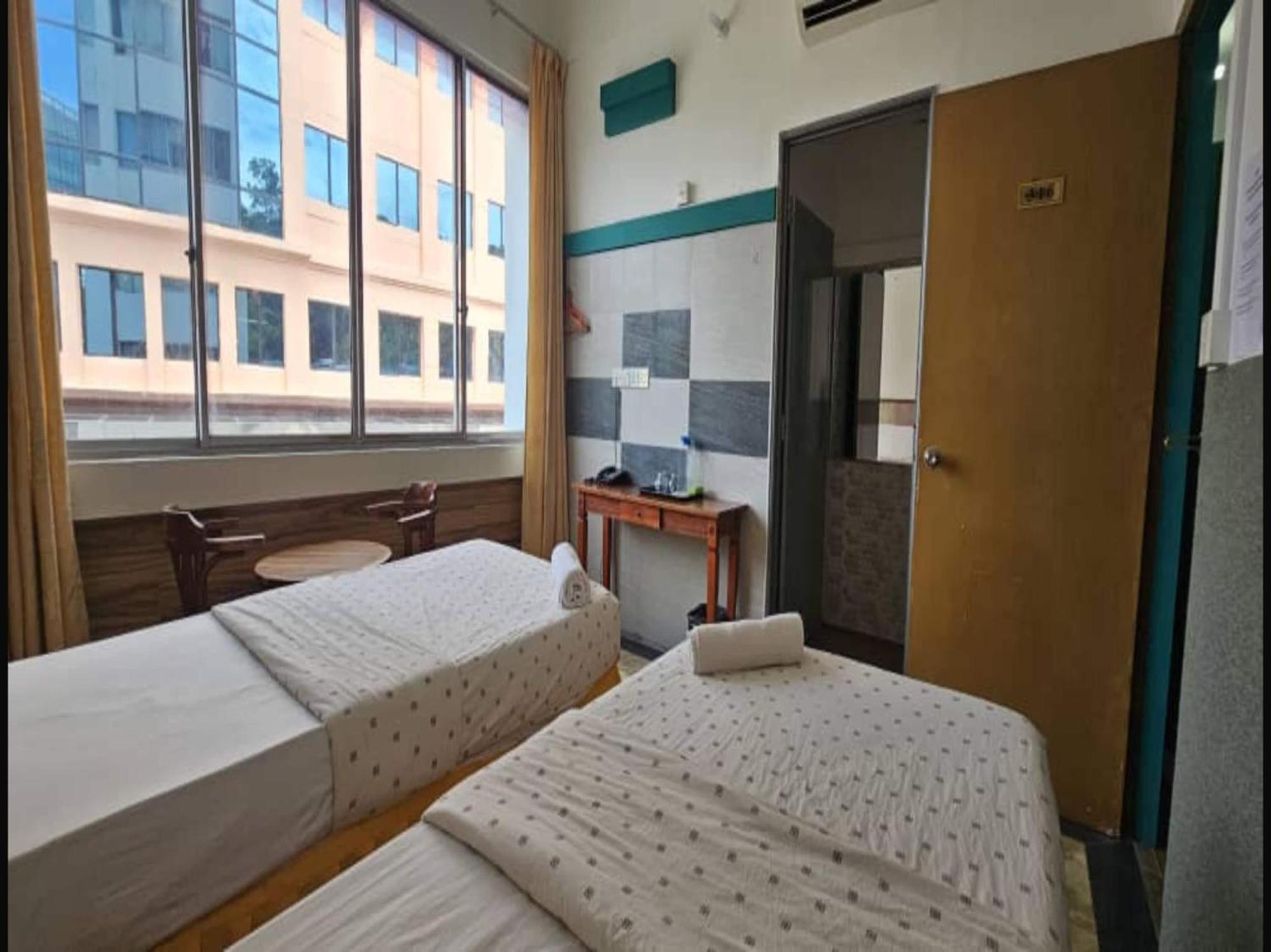 Oyo 90979 Sianglory Inn Kota Kinabalu Buitenkant foto