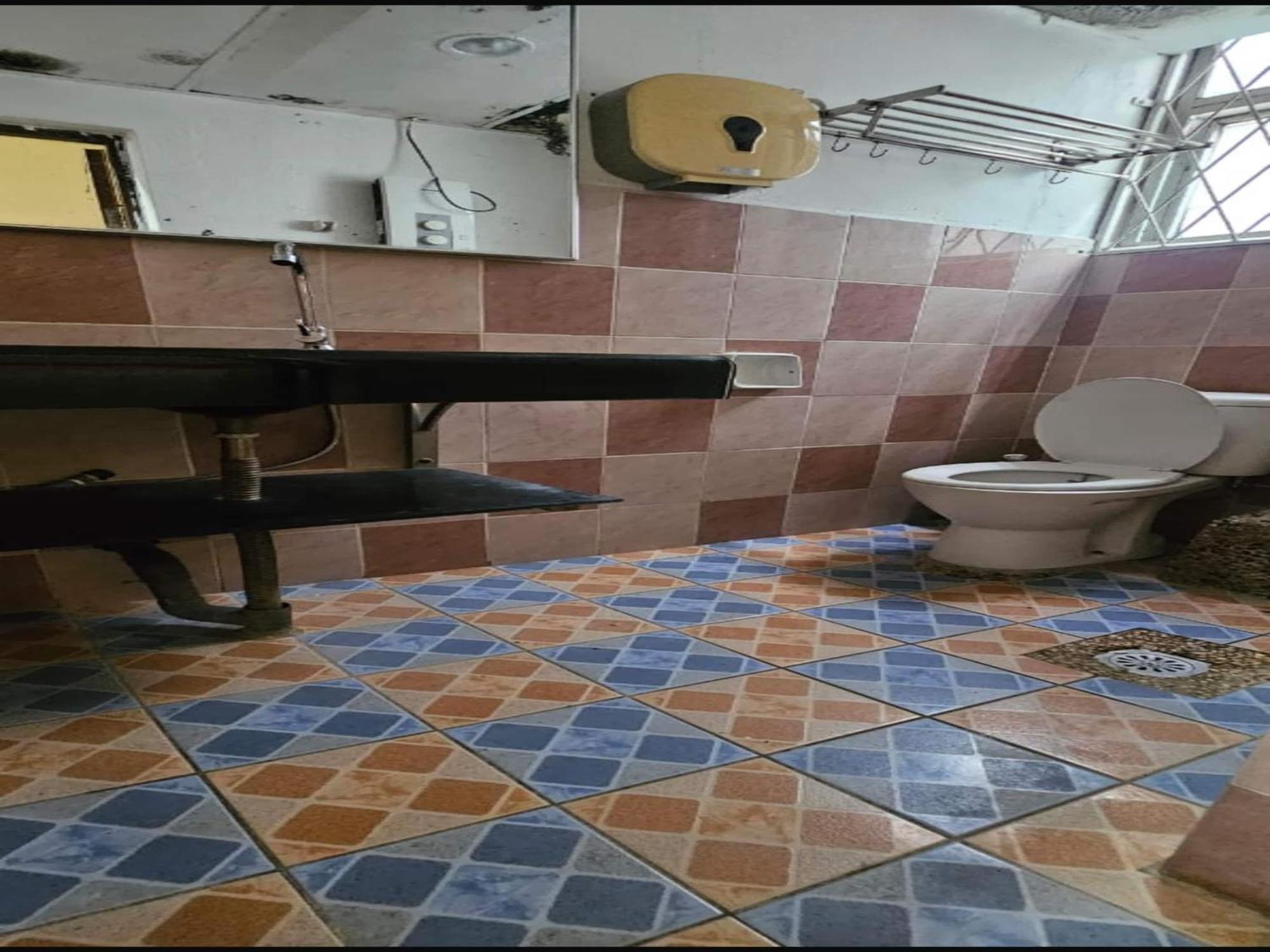 Oyo 90979 Sianglory Inn Kota Kinabalu Buitenkant foto