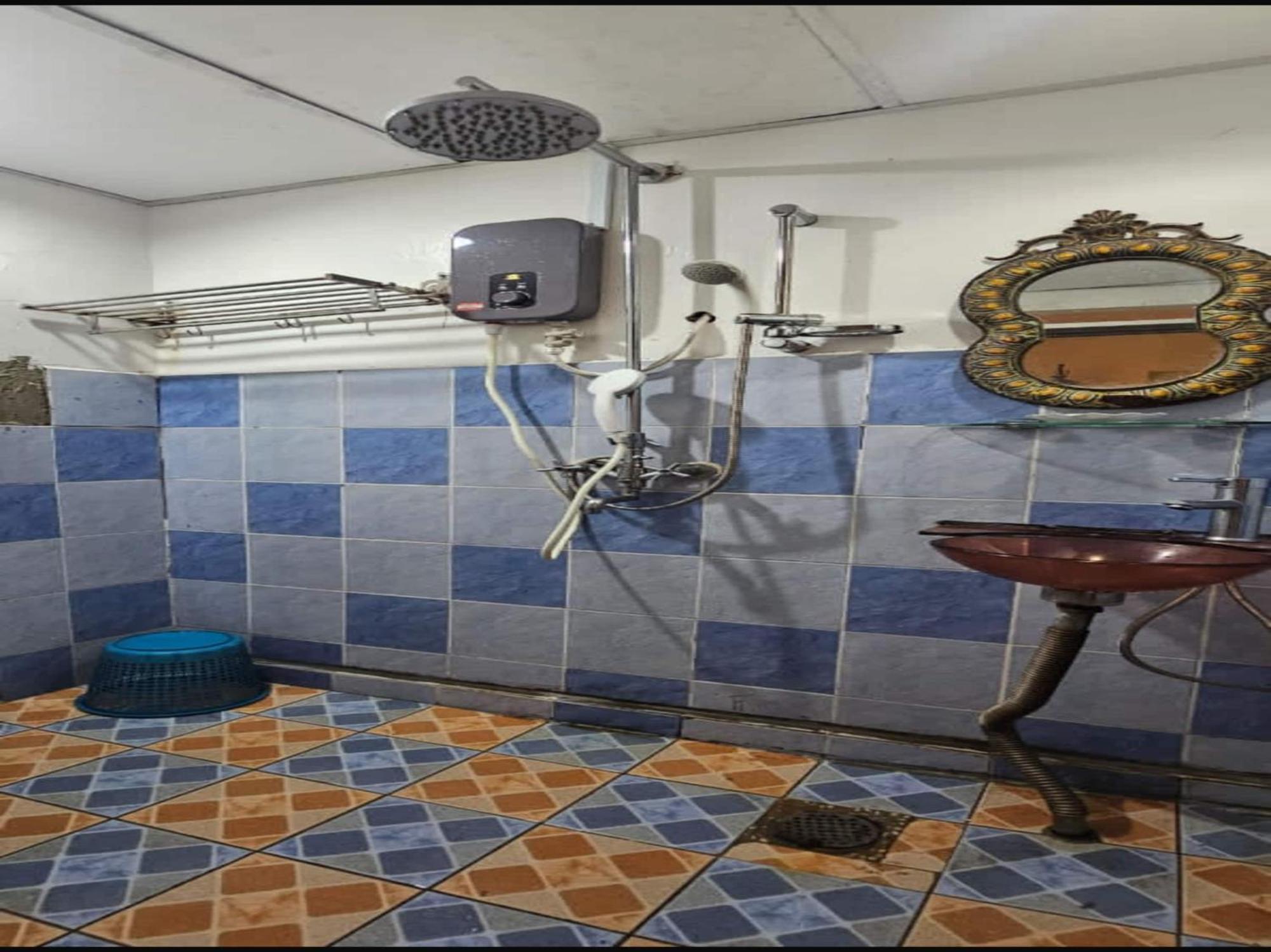 Oyo 90979 Sianglory Inn Kota Kinabalu Buitenkant foto
